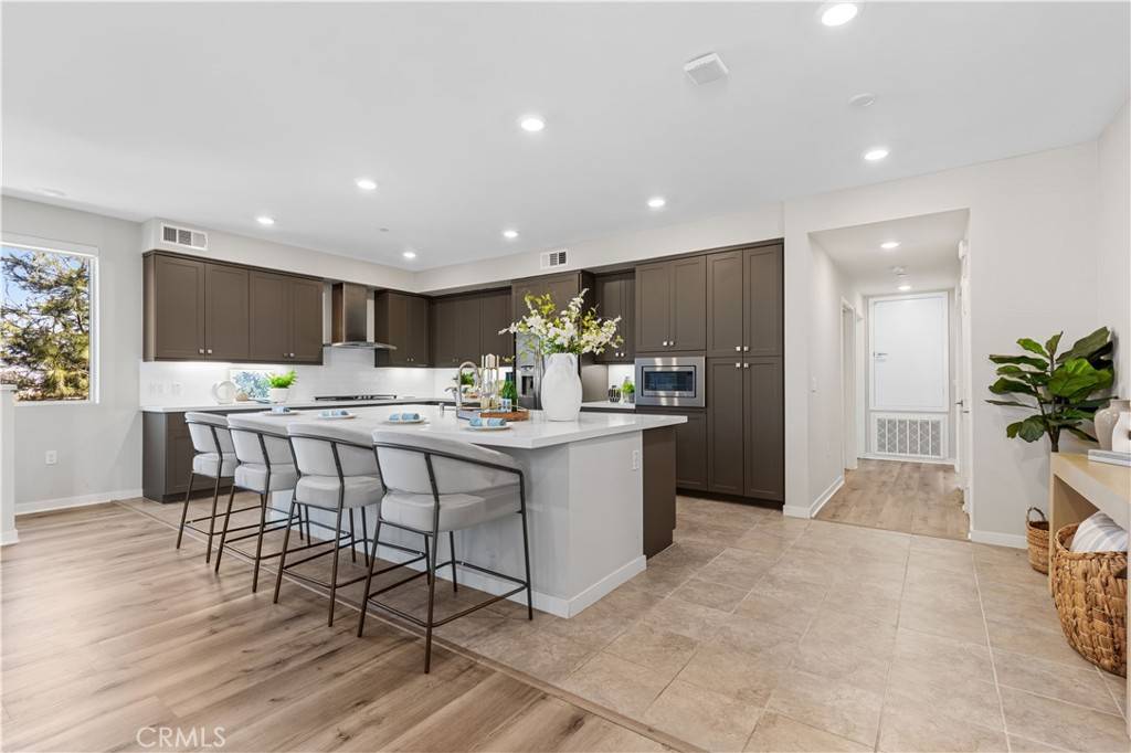 Irvine, CA 92612,107 Bowery