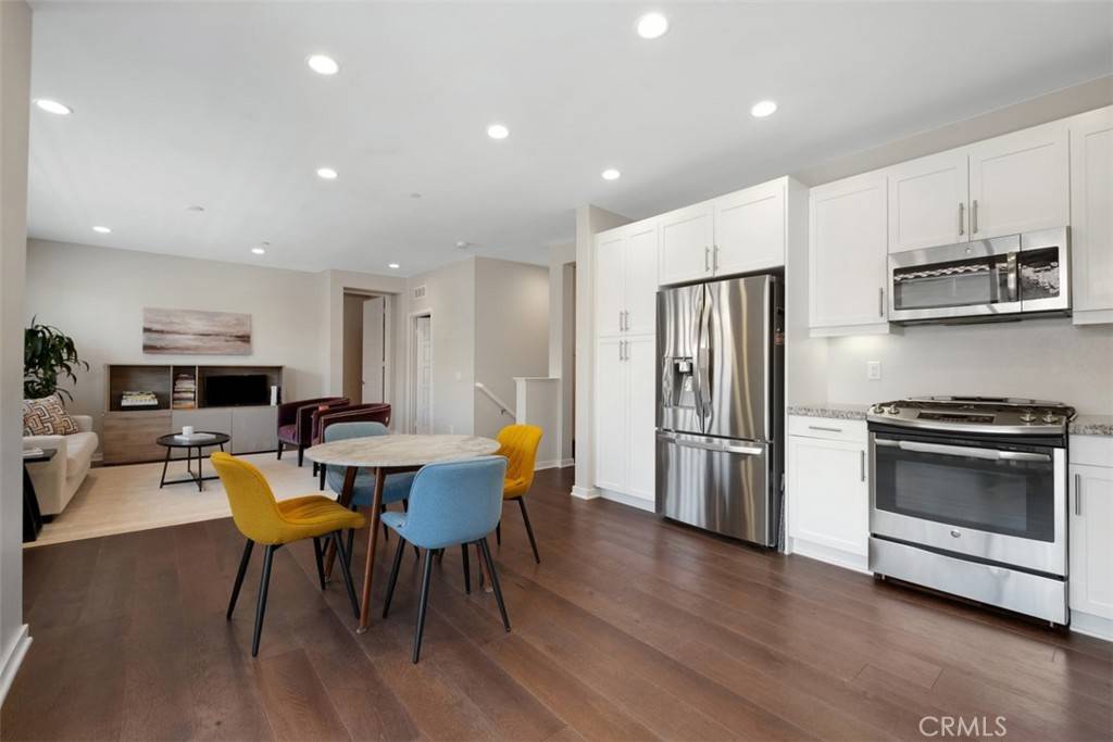 Lake Forest, CA 92630,28 Poppy