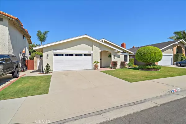 Huntington Beach, CA 92646,20162 Big Bend LN