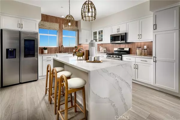 Santa Fe Springs, CA 90670,11743 Florence AVE #32