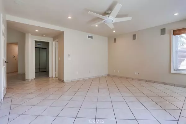 Irvine, CA 92614,18 Bayside