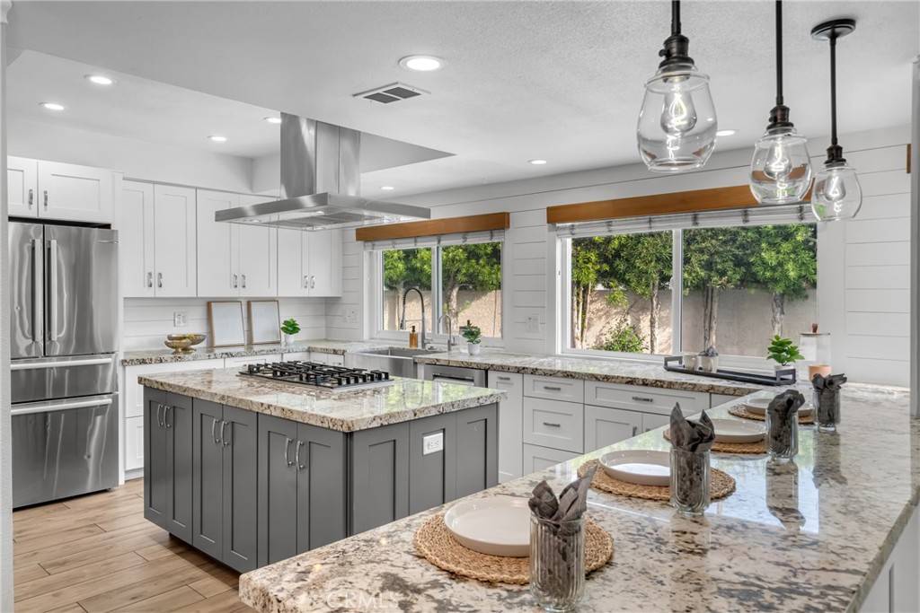 3652 San Joaquin AVE, Los Alamitos, CA 90720