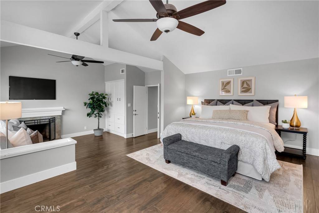 Los Alamitos, CA 90720,3652 San Joaquin AVE
