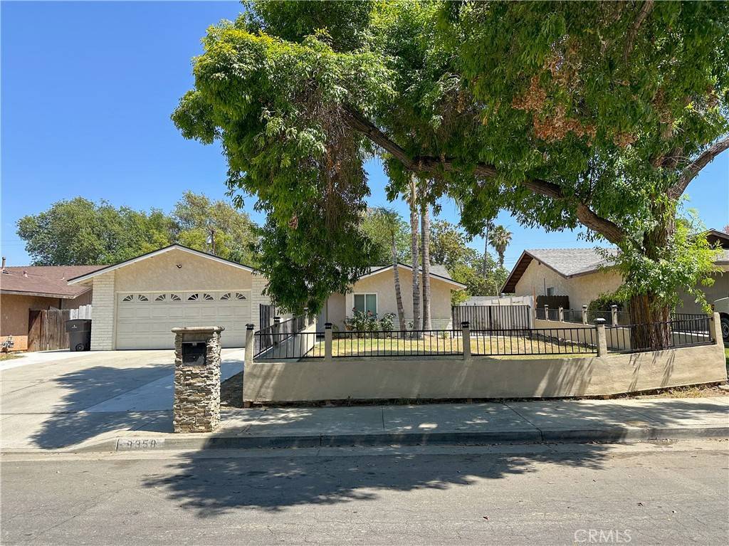 8358 Verbena DR, Riverside, CA 92504