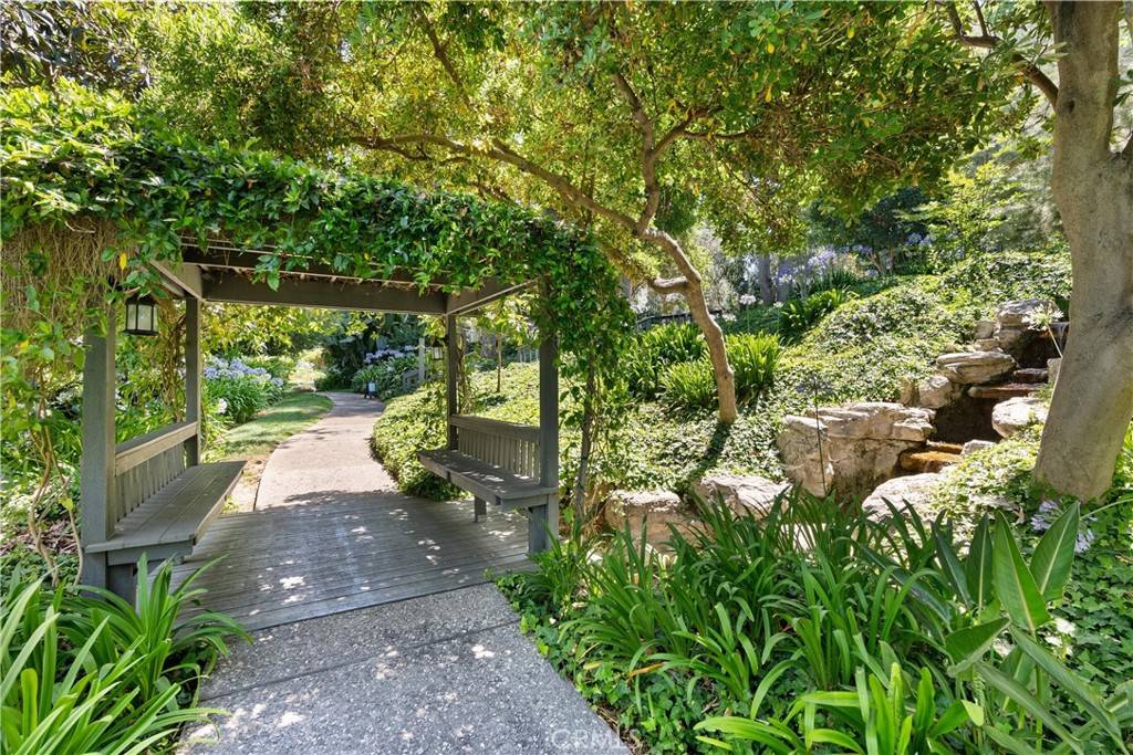 3605 W Hidden LN #101, Rolling Hills Estates, CA 90274