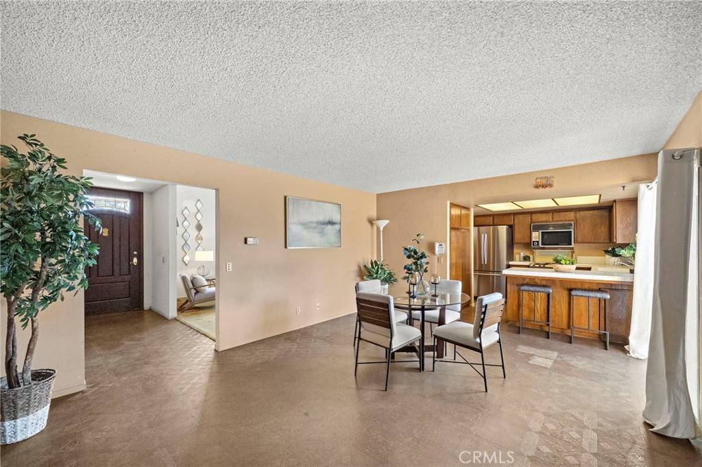 Fountain Valley, CA 92708,11551 Gladstone Circle