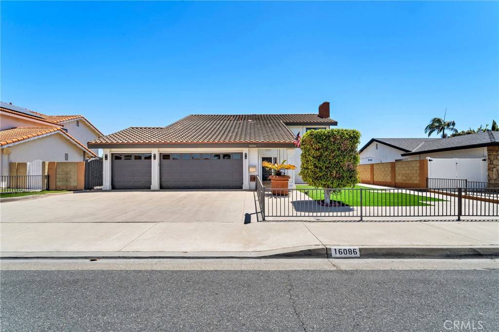 16086 Sweetleaf ST, Fountain Valley, CA 92708