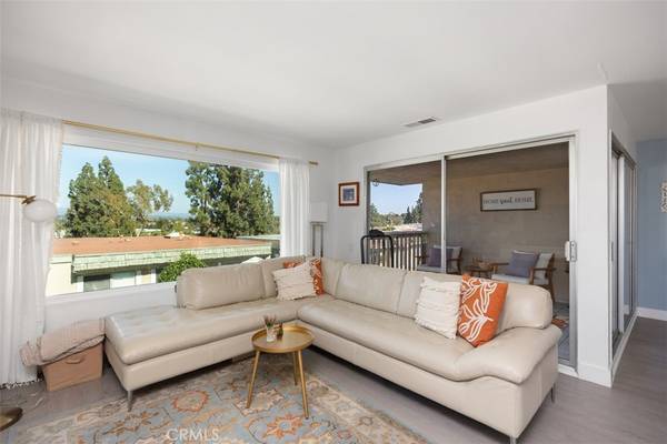 Laguna Hills, CA 92653,23332 Caminito Lazaro #260
