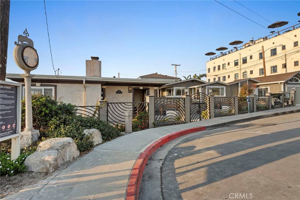 Laguna Beach, CA 92651,150 Cress ST