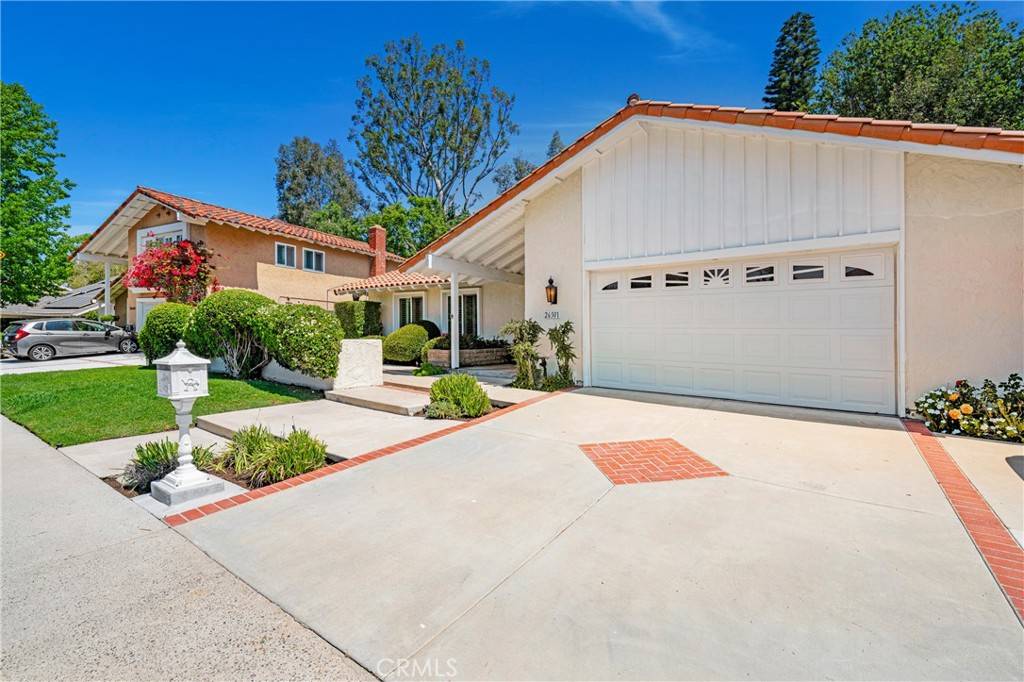 26501 Cortina DR, Mission Viejo, CA 92691