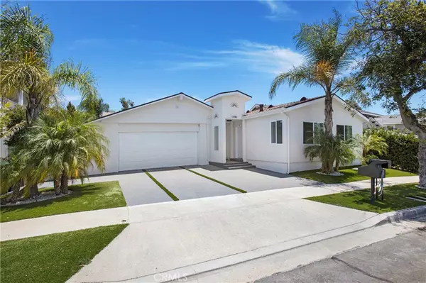 13782 Ridge Crest Circle #2, Tustin, CA 92782
