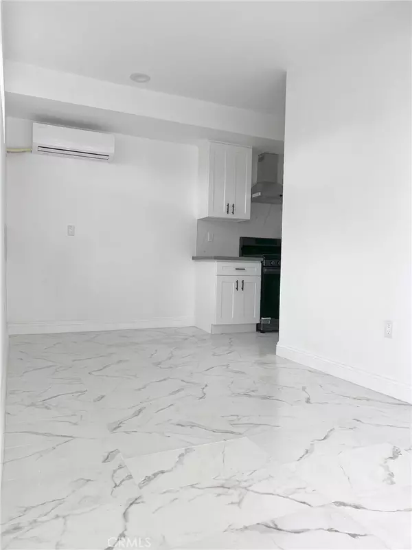 La Puente, CA 91744,1102 Larimore AVE #9