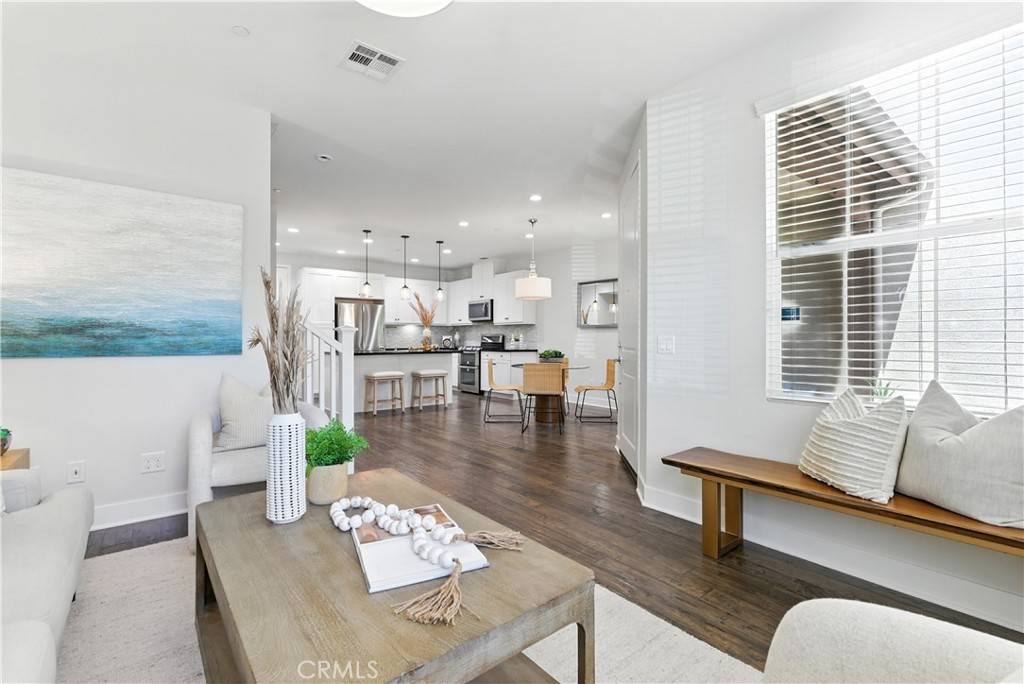 28 Sembrio ST, Rancho Mission Viejo, CA 92694