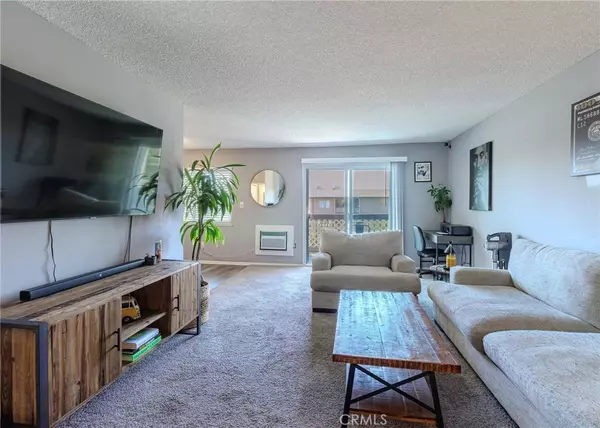 Seal Beach, CA 90740,12200 Montecito RD #D320