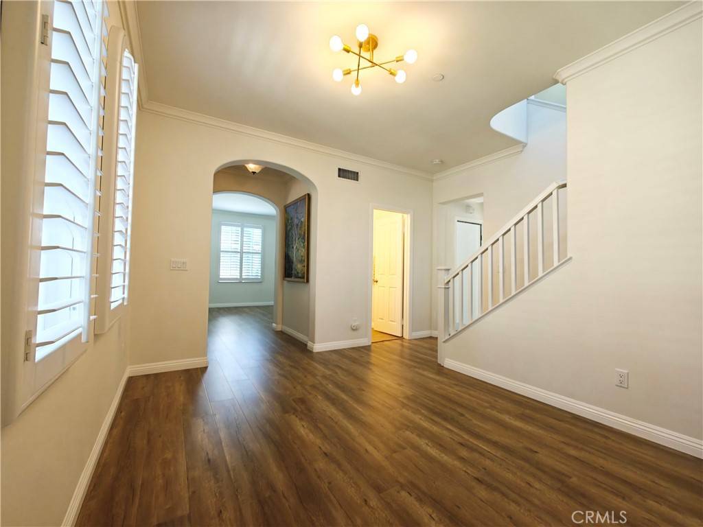 Irvine, CA 92603,23 Bower Tree