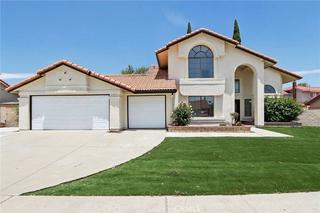 1122 W Galway ST, Rialto, CA 92377