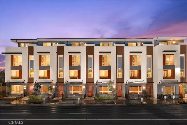 1810 E. 1st ST #160, Santa Ana, CA 92705