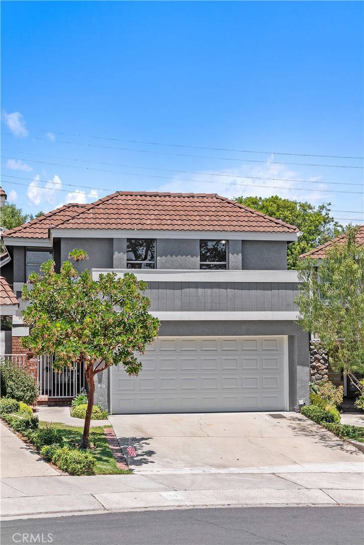 Laguna Beach, CA 92651,34 Carmel CT