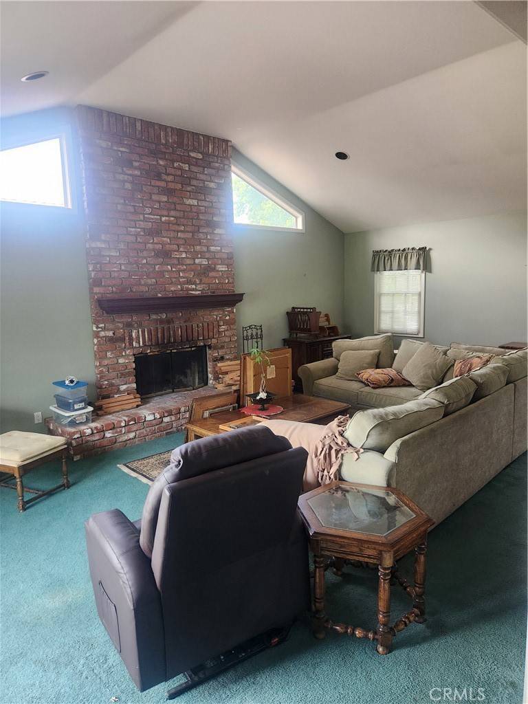 Los Alamitos, CA 90720,3082 Copa De Oro DR