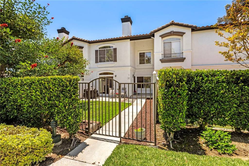 25 Baya, Rancho Santa Margarita, CA 92688