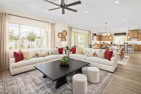 Redlands, CA 92374,1442 Moore ST