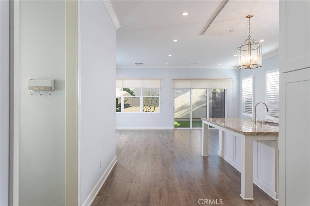 Irvine, CA 92620,122 Rotunda