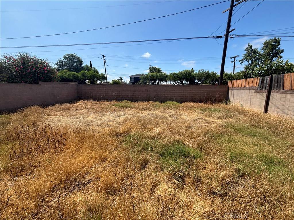 Long Beach, CA 90807,810 E Silva ST