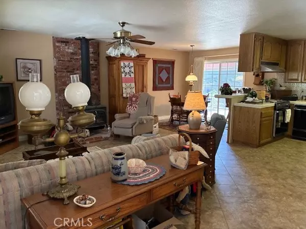 Running Springs, CA 92382,32079 Fern DR