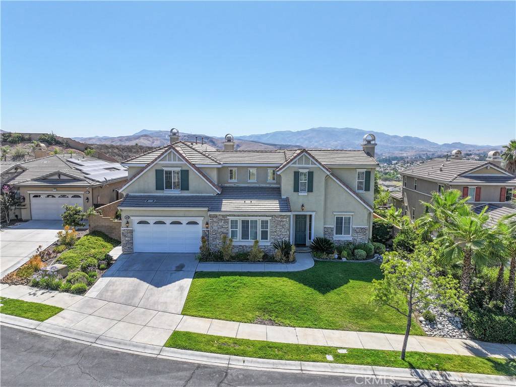 Corona, CA 92883,22306 Foxhall DR