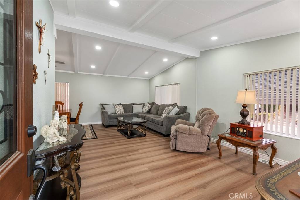 Huntington Beach, CA 92646,18601 Newland St SPC 5
