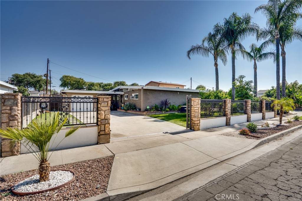 506 W Rosslynn AVE, Fullerton, CA 92832