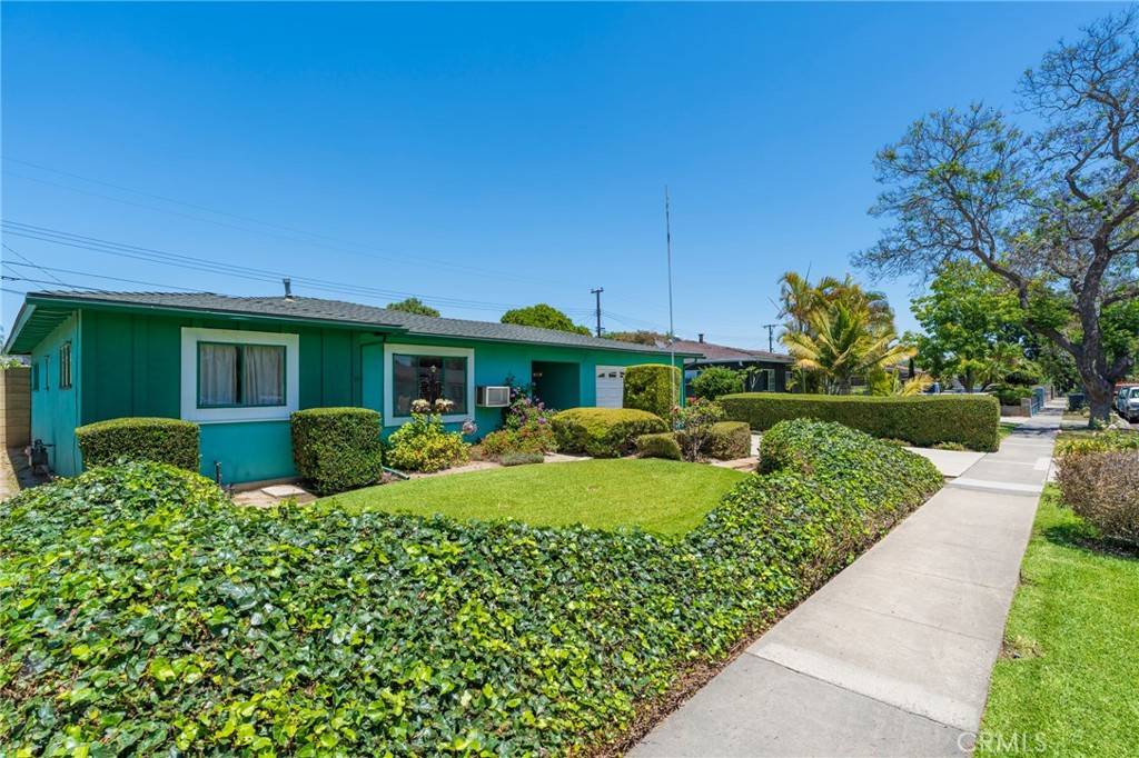 Santa Ana, CA 92704,2001 W Jan WAY