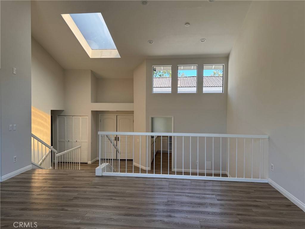 Irvine, CA 92612,5 Valley #49