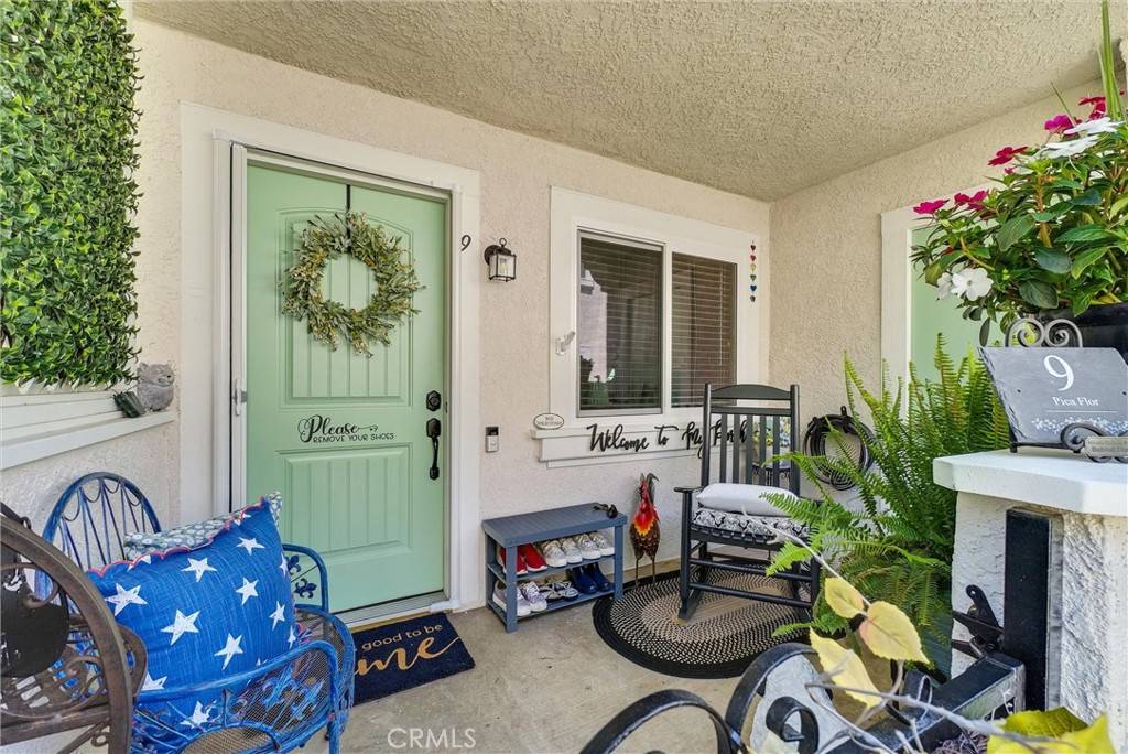 Rancho Santa Margarita, CA 92688,9 Pica Flor #63