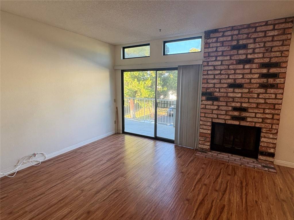 Huntington Beach, CA 92647,17641 Sergio CIR #201
