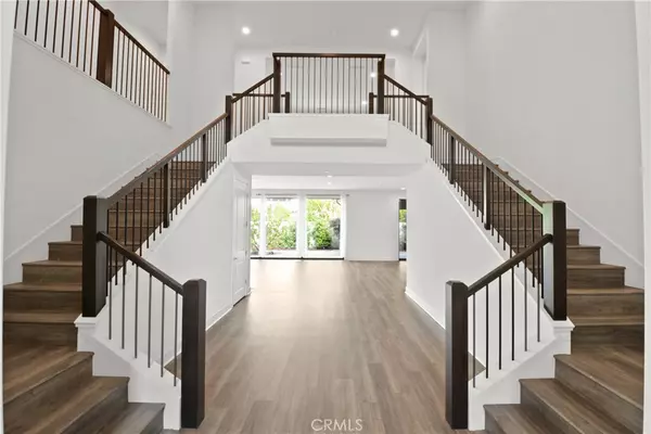 Irvine, CA 92618,54 Owl LN