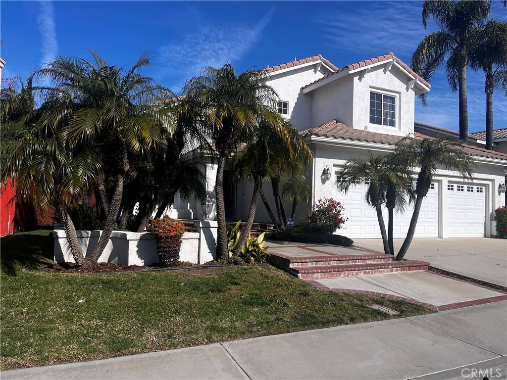 Lake Forest, CA 92610,29 Del Padre