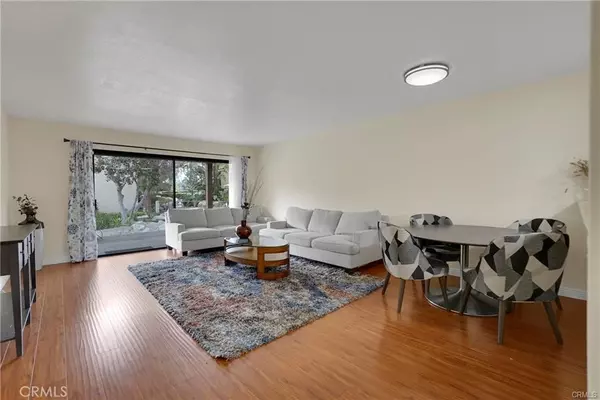 Irvine, CA 92618,44 Tangelo #298