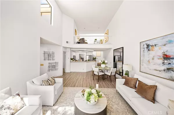 Irvine, CA 92614,45 Briarglen #64