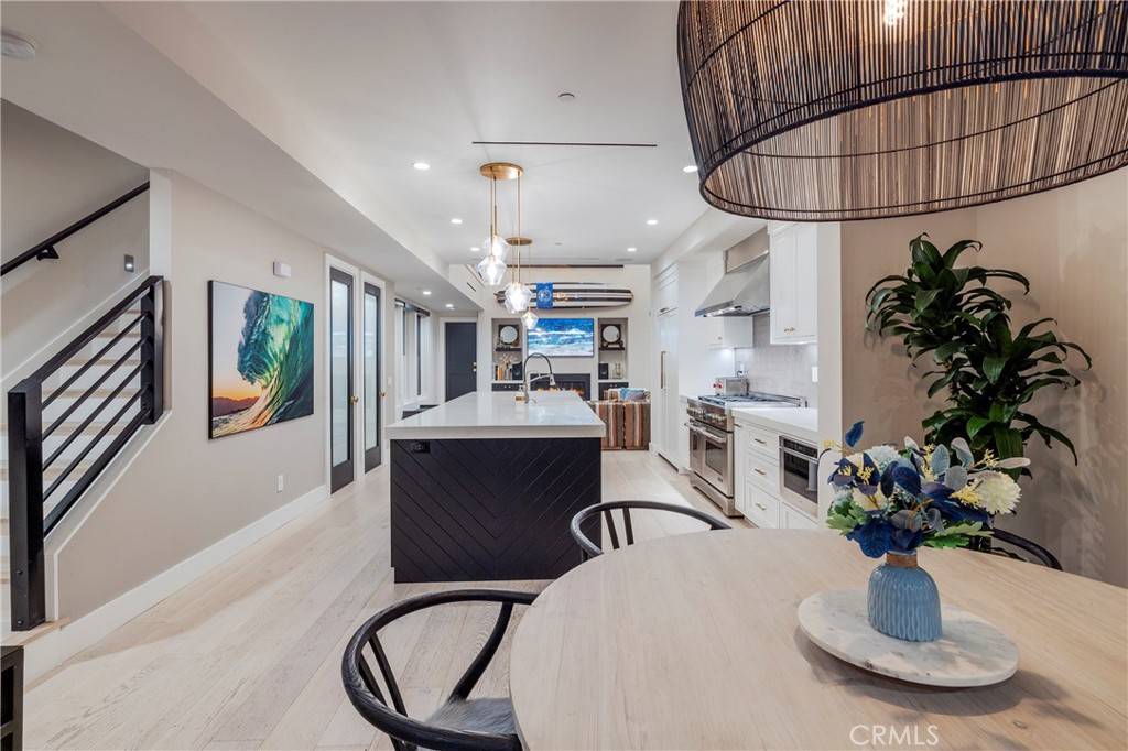 Huntington Beach, CA 92648,613 13th ST
