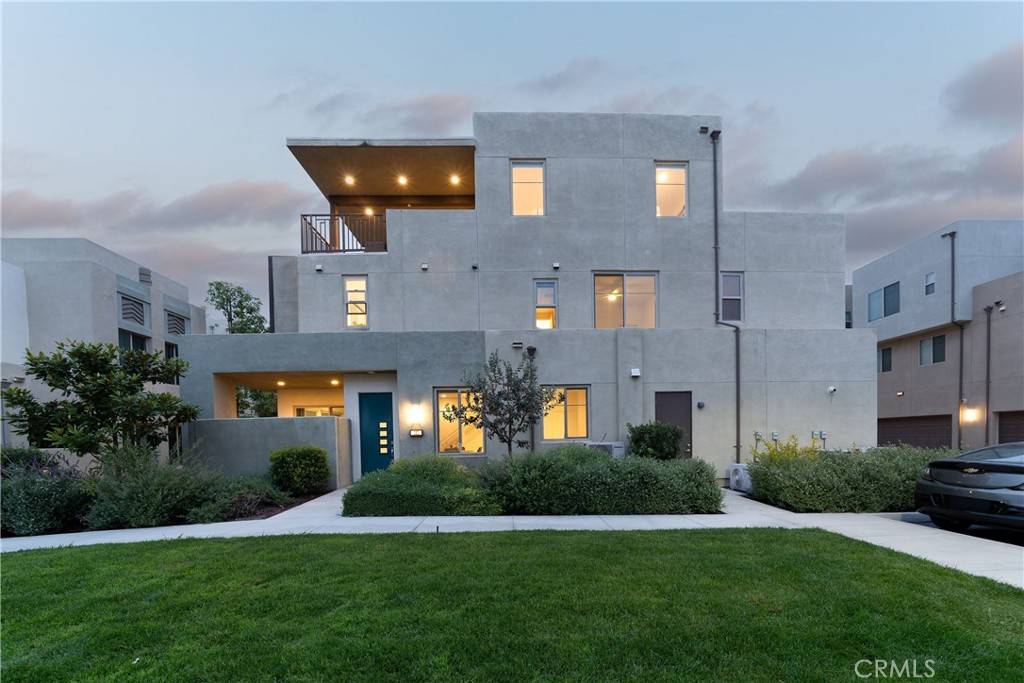 185 Magnet, Irvine, CA 92618
