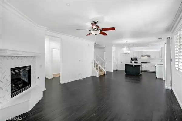 Lake Elsinore, CA 92532,41032 Crimson Pillar LN