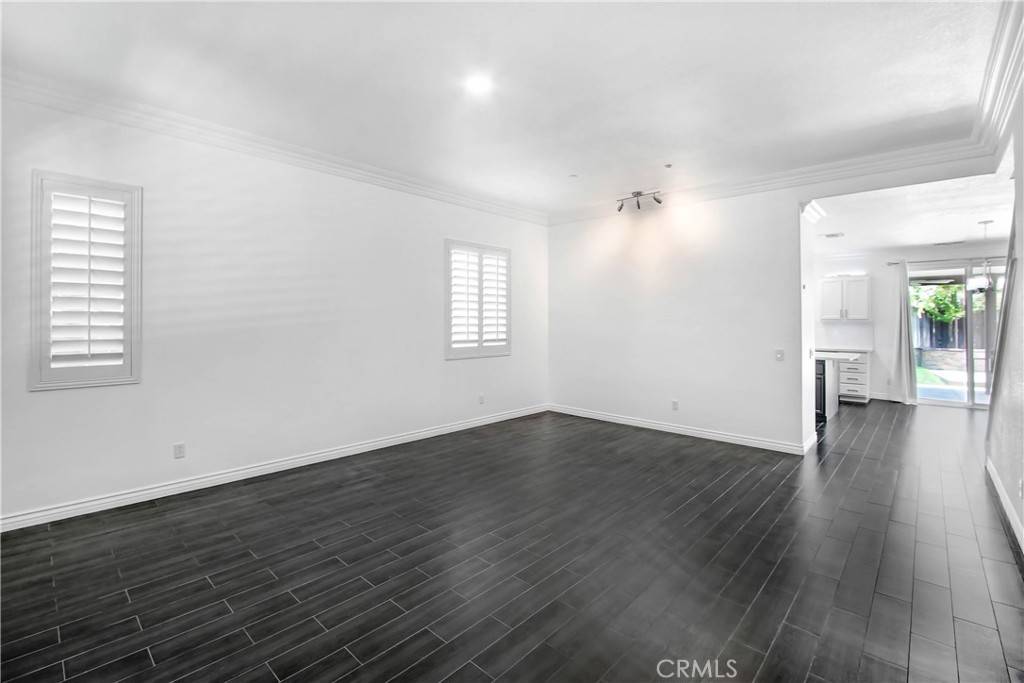 Lake Elsinore, CA 92532,41032 Crimson Pillar LN