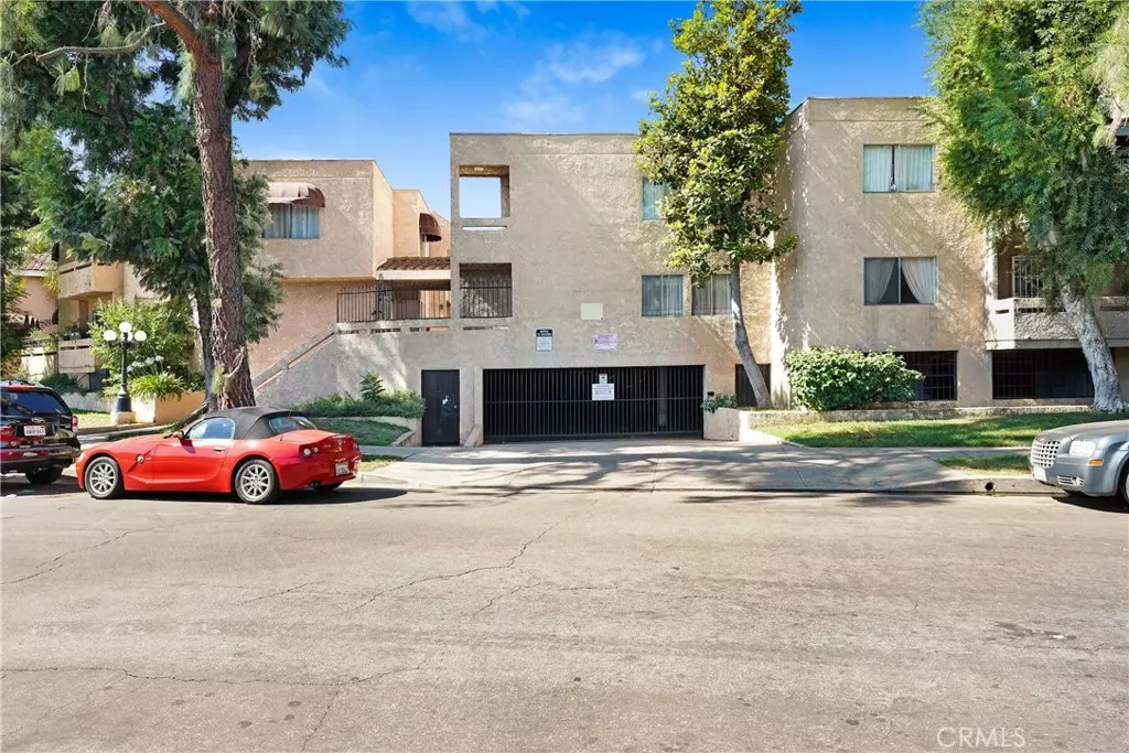 Van Nuys, CA 91406,8020 Langdon AVE #211