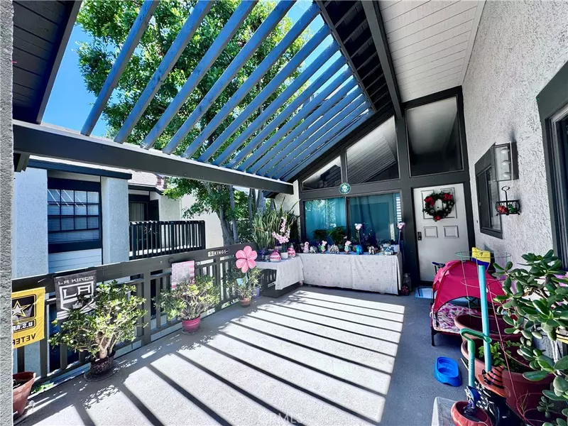 2532 W Macarthur BLVD #B, Santa Ana, CA 92704