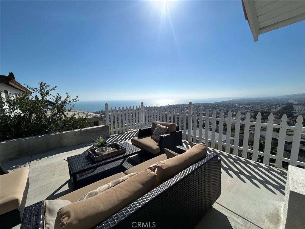 307 E Avenida Cordoba, San Clemente, CA 92672