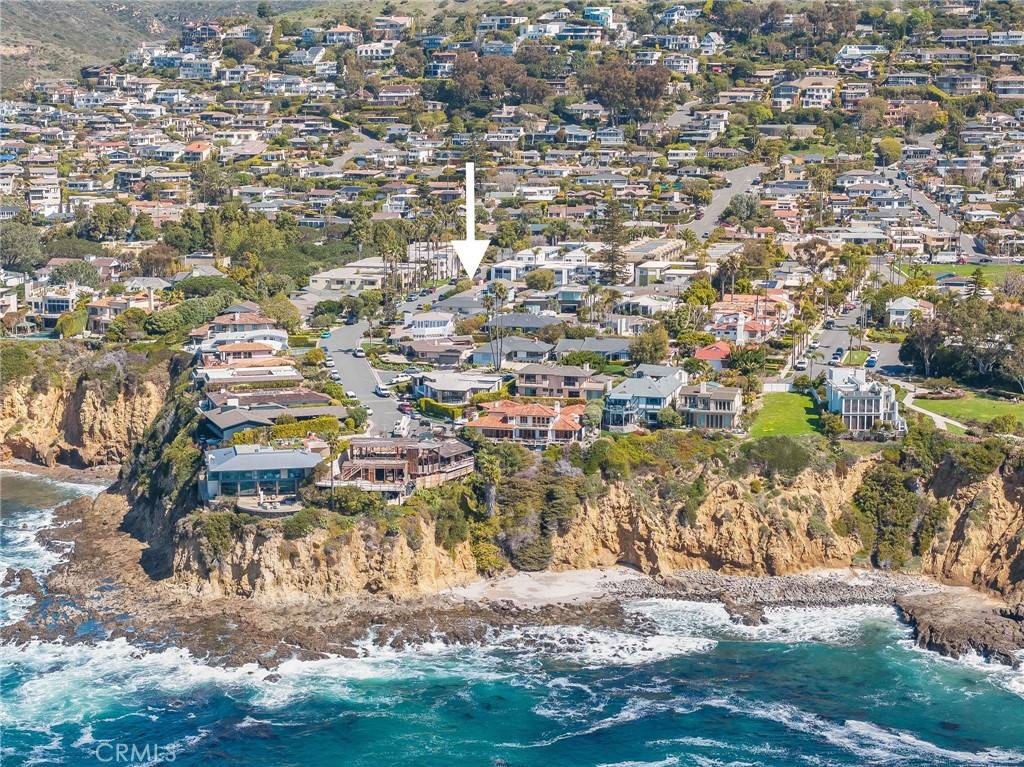 169 McKnight Drive, Laguna Beach, CA 92651