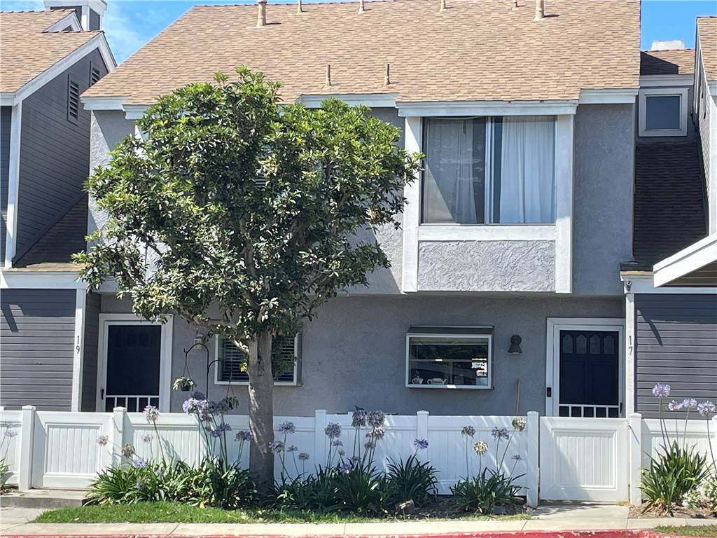 19 Briarwood LN #66, Aliso Viejo, CA 92656