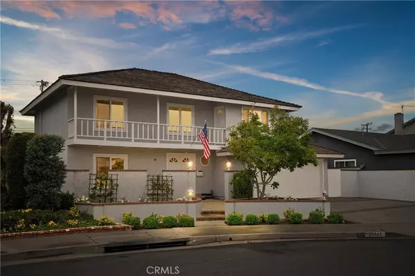 21941 Oceanview LN, Huntington Beach, CA 92646