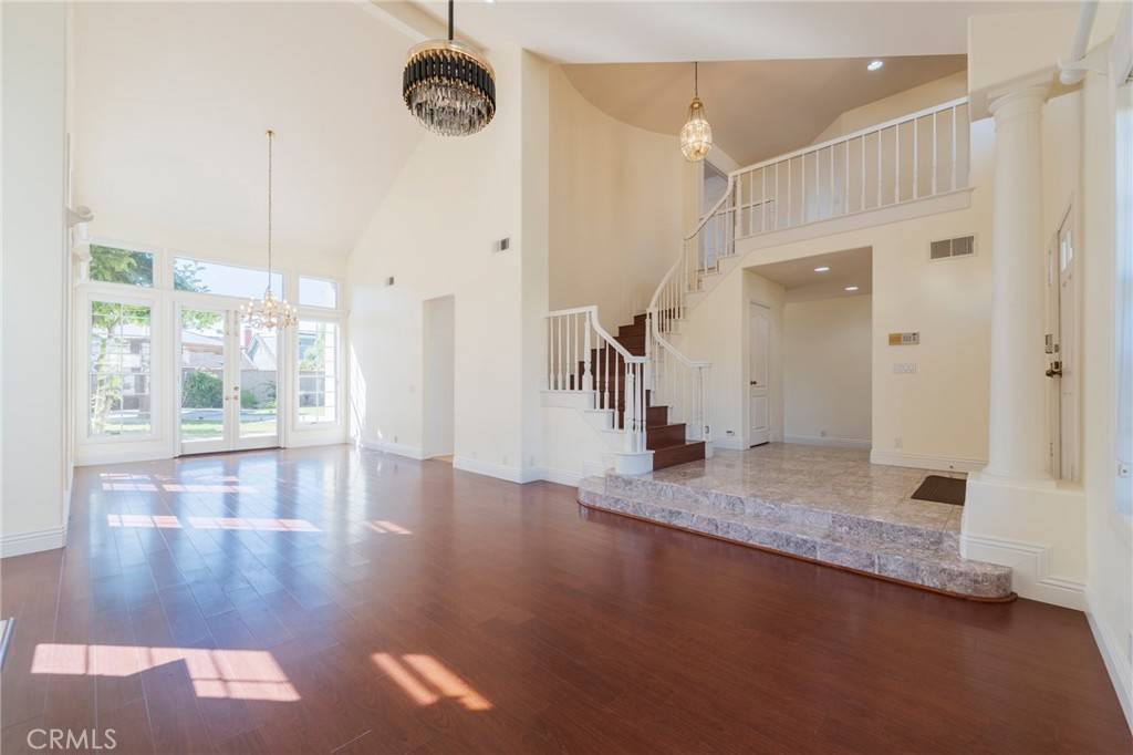 Tustin, CA 92782,2141 Palermo
